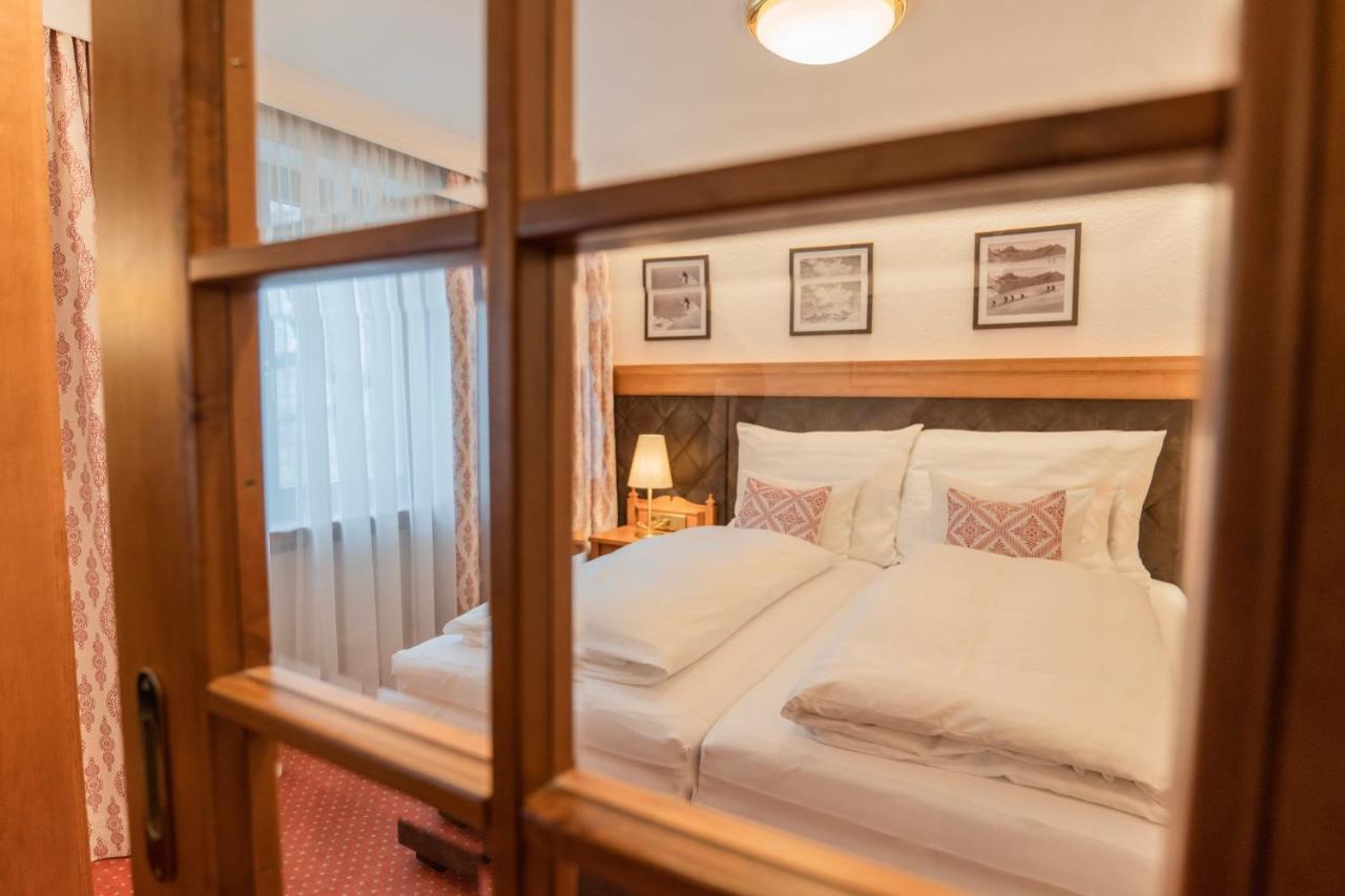 Hotel Ulli Zuers ภายนอก รูปภาพ