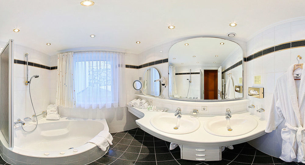 Hotel Ulli Zuers ภายนอก รูปภาพ